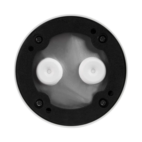 Okrągła puszka montażowa do kamer w kolorze czarnym i białym, z widocznymi czterema otworami na śruby. Centralna część ma dwa białe elementy, które mogą służyć do mocowania.