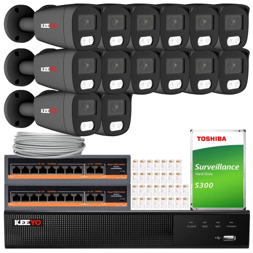 Zestaw do monitoringu IP składający się z szesnastu kamer, dwóch rejestratorów, dysku twardego Toshiba oraz kabla i złączek. Kamery są czarne z logo KEEYO, a rejestratory mają porty sieciowe.